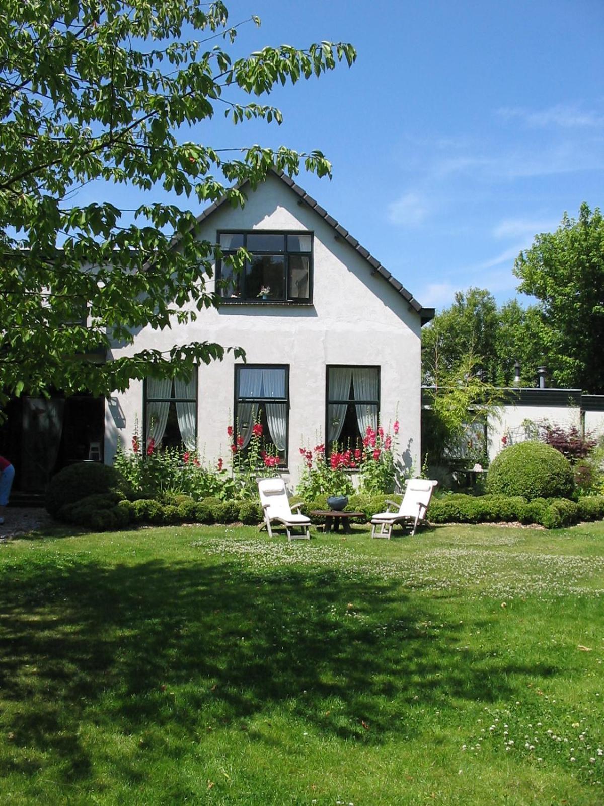 Bed and Breakfast De Witte Wolk à Nieuw-Scheemda Extérieur photo